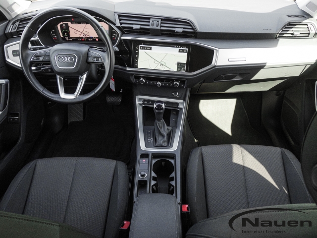 Q3 45 TFSI e LED, Rückfahrkamera, Navi