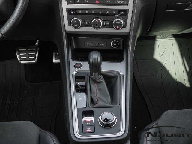 Ateca FR 4Drive 2.0 TDI AHK Navi Digitales Cockpit 360 Kamera