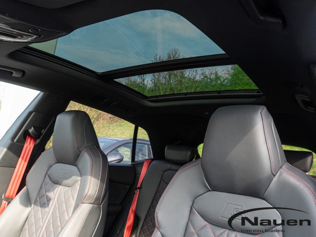 SQ8 4.0 TFSI *PANO*STAND.HZG.*RAUTE ROT*B&O*HUD*