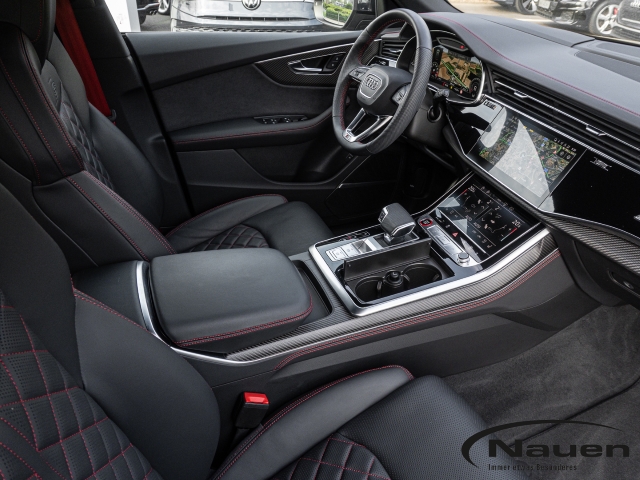 SQ8 4.0 TFSI *PANO*STAND.HZG.*RAUTE ROT*B&O*HUD*