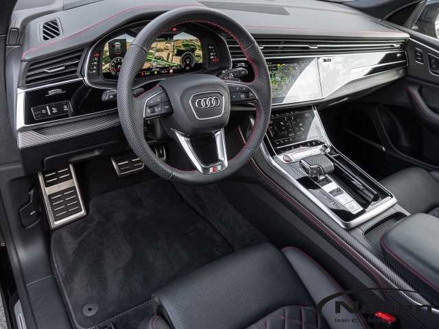 SQ8 4.0 TFSI *PANO*STAND.HZG.*RAUTE ROT*B&O*HUD*