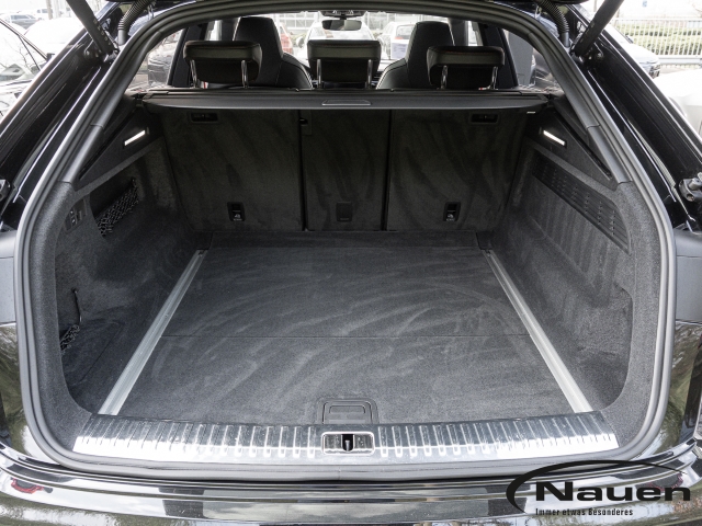 SQ8 4.0 TFSI *PANO*STAND.HZG.*RAUTE ROT*B&O*HUD*