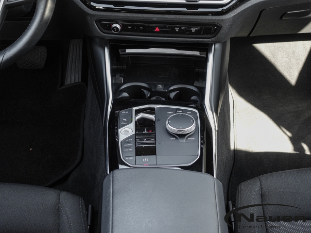 320 i Touring HUD Navi DC LED SH+LHZ