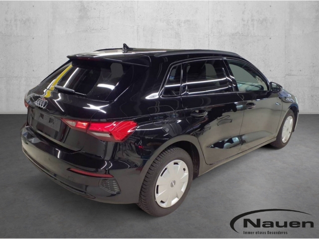 A3 Sportback 30 TFSI Advanced mtl. 229,- 3,99%*