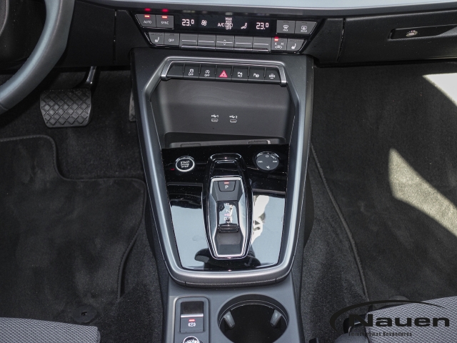 A3 Limousine 30 TFSI S-tronic *mtl. 299,- 3,99%*