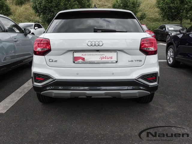 Q2 35 TFSI advanced Navi LED Apple CarPlay