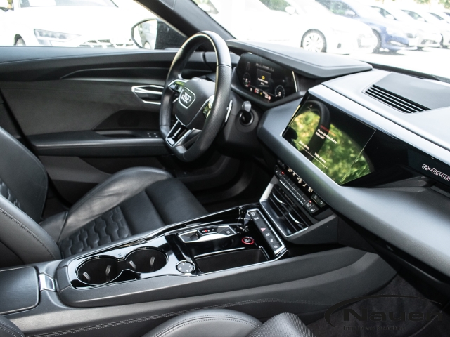 e-tron GT quattro Dynamik plus, Laser, B&O Luftfederung Panorama
