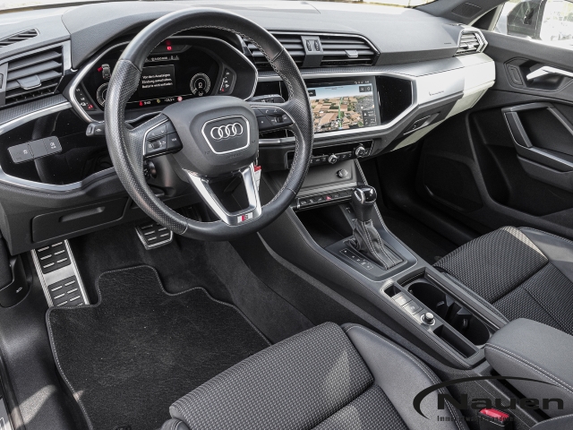 Q3 45 TFSIe 2x S-line AHK, ACC, Rückfahrkamera