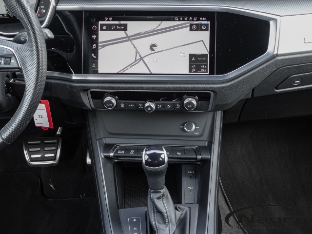 Q3 TFSIe S-line 45 TFSIe *NAVI*KAMERA*VC*OPTIK*