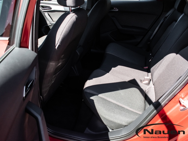Arona 1.6 TDI Xcellence *AHK*Std.Hzg.*ACC*NAVI*