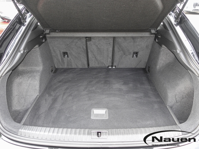 Q3 Sportback 40 TDI q *TEMPOMAT*INTERFACE*OPTIK*