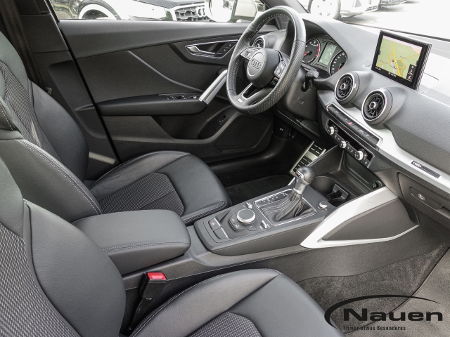 Q2 35 TFSI S-Line *NAVI*LED*PDC*SHZ
