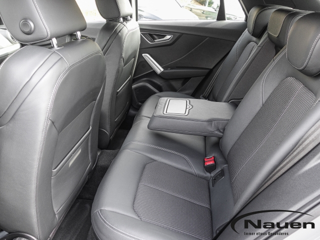 Q2 35 TFSI S-Line *NAVI*LED*PDC*SHZ