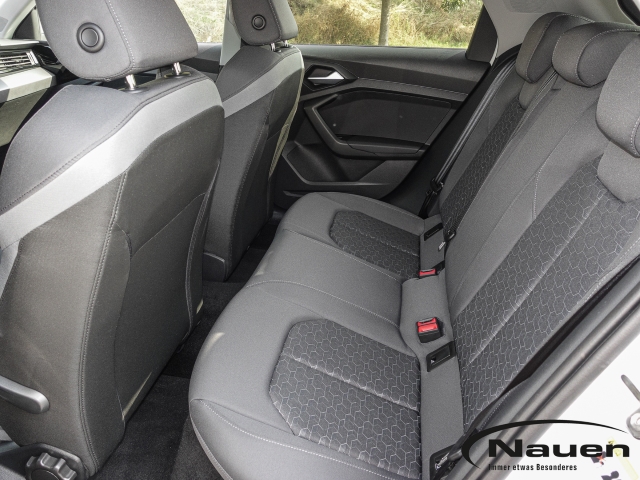 A1 Sportback 1.0 25 TFSI S-line *NAVI*LED*PDC*SHZ