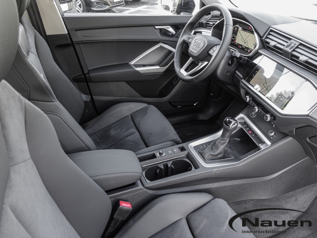 Q3 35 TFSI S tronic *AHK*KAMERA*SONOS*ACC*