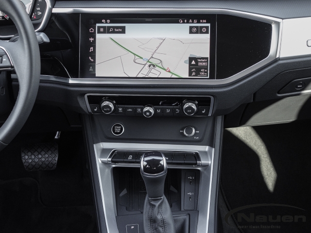 Q3 35 TFSI S tronic *AHK*KAMERA*SONOS*ACC*