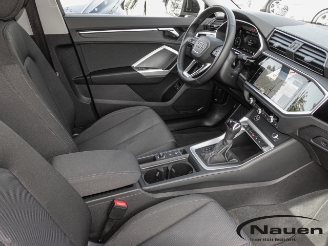 Q3 Sportback 45 TFSIe S-line *ACC*NAVI*KAMERA*LED