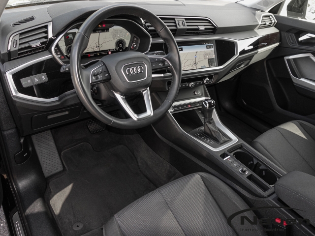 Q3 Sportback 45 TFSIe S-line *ACC*NAVI*KAMERA*LED