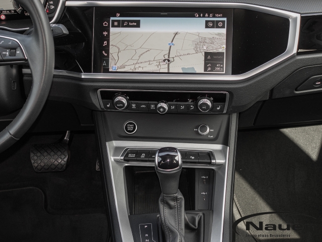 Q3 Sportback 45 TFSIe S-line *ACC*NAVI*KAMERA*LED