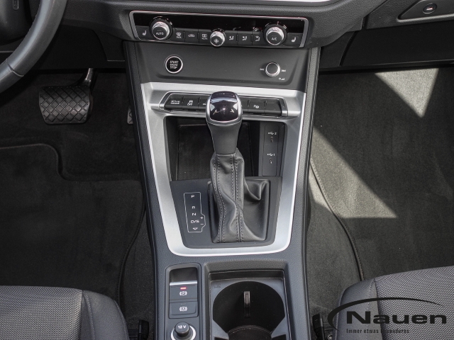 Q3 Sportback 45 TFSIe S-line *ACC*NAVI*KAMERA*LED
