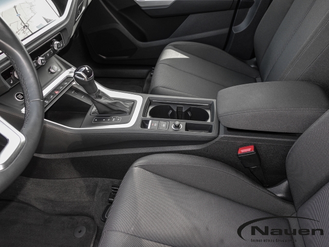 Q3 Sportback 45 TFSIe S-line *ACC*NAVI*KAMERA*LED