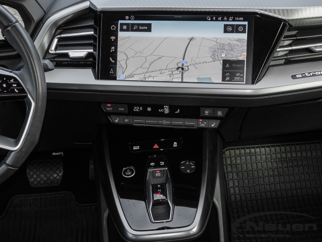 Q4 Sportback 35 *PANO*ACC*NAVI*PDC*