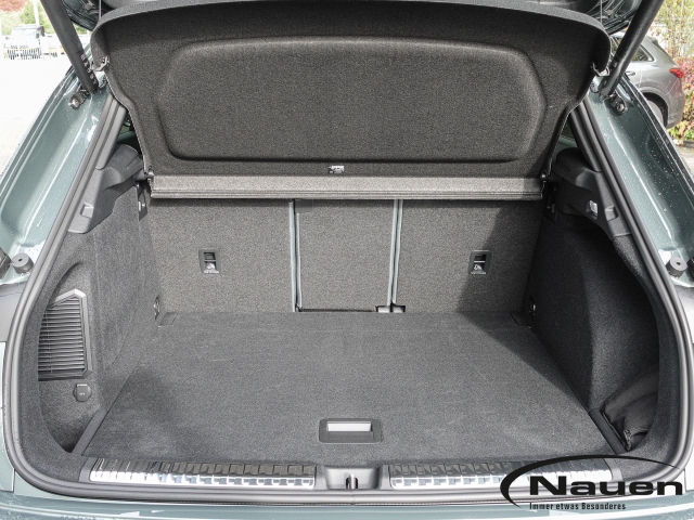 Q3 SUV e-hybrid 200 kW S line *TechPro*