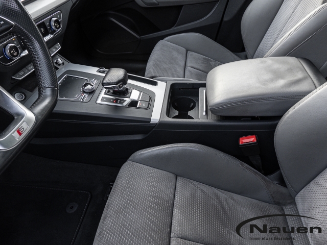 Q5 3.0 TDI quattro S-line *AHK*PANO*STAND.HZG*MATRIX*