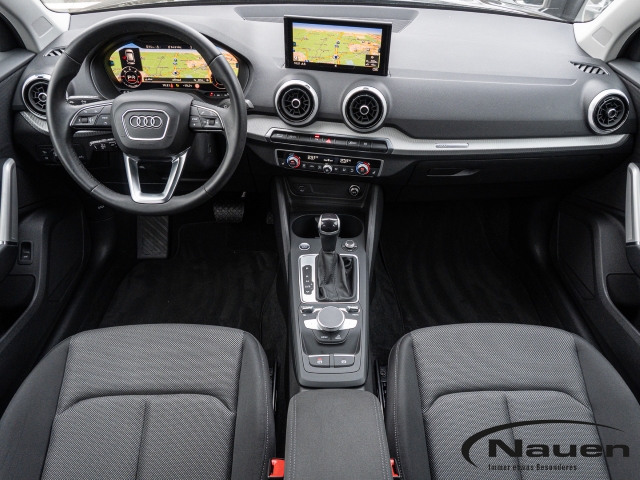 Q2 35 TDI S-tronic *ACC*MATRX*KAMERA*NAVI*SPORTSITZE*