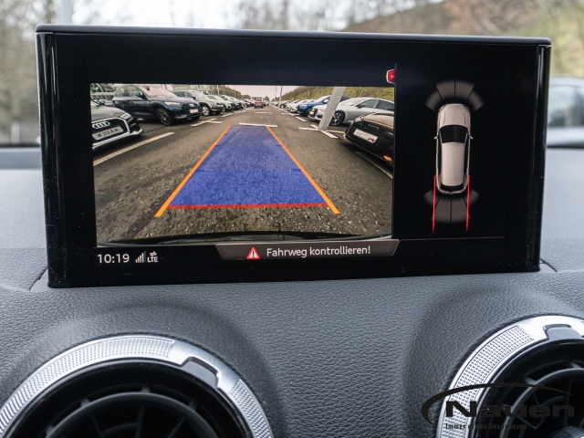 Q2 35 TDI S-tronic *ACC*MATRX*KAMERA*NAVI*SPORTSITZE*