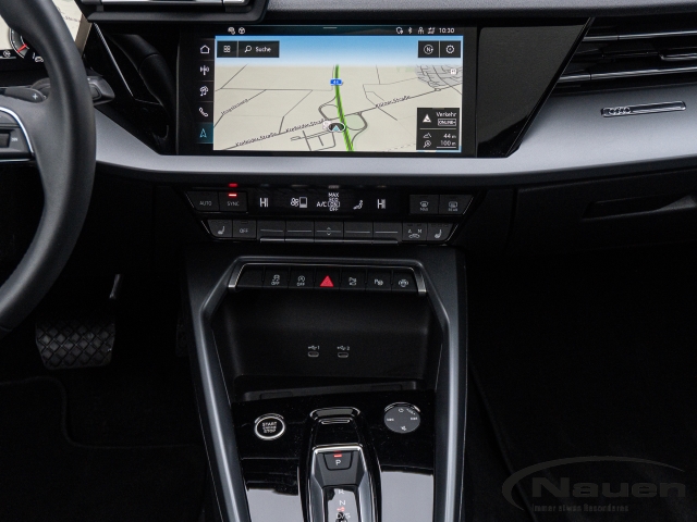A3 30 TFSI S-tronic *AHK*PANO*SONOS*HUD*ACC*NAVI*