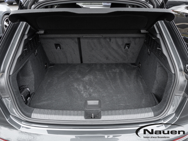 A3 30 TFSI S-tronic *AHK*PANO*SONOS*HUD*ACC*NAVI*