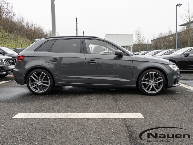 A3 35 TFSI sport *AHK*NAVI*PDC*TEMPPOMAT*SPORTSITZE*