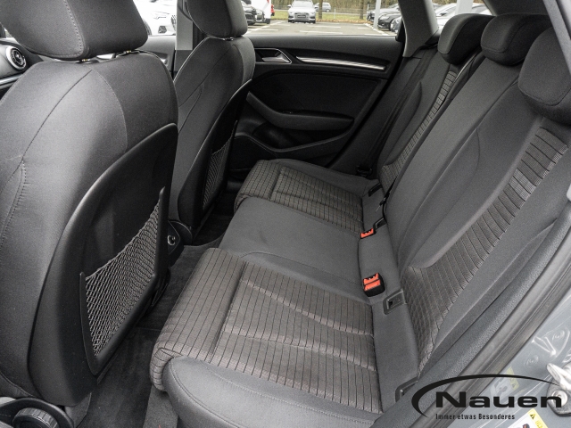 A3 35 TFSI sport *AHK*NAVI*PDC*TEMPPOMAT*SPORTSITZE*