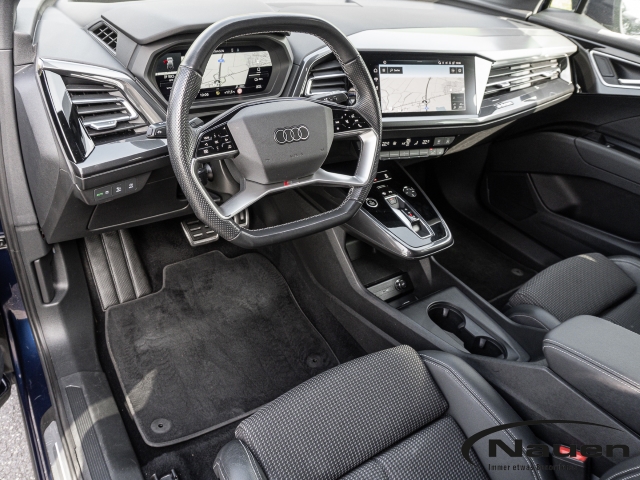 Q4 e-tron 40 *MATRIX*NAVI*SHZ*SPORTSITZE*LM 20*