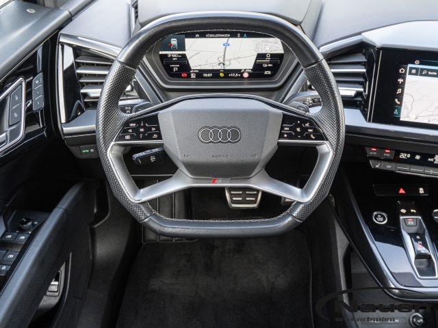 Q4 e-tron 40 *MATRIX*NAVI*SHZ*SPORTSITZE*LM 20*