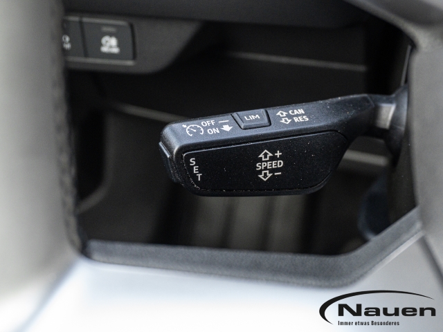 Q4 e-tron 40 *MATRIX*NAVI*SHZ*SPORTSITZE*LM 20*