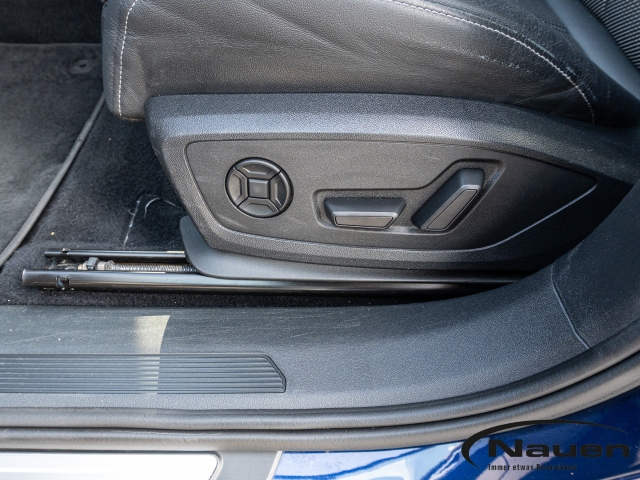 Q4 e-tron 40 *MATRIX*NAVI*SHZ*SPORTSITZE*LM 20*