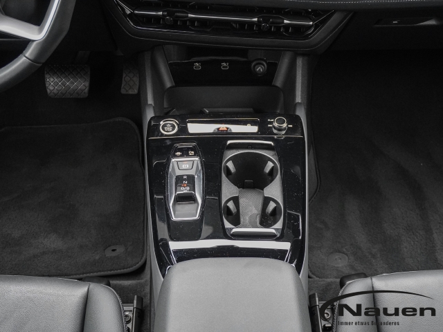 A6 e-tron Avant performance S Line LM20 Tech-Paket