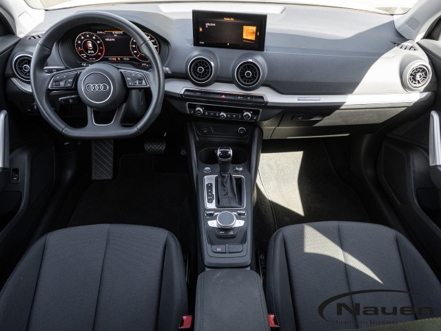 Q2 35 TFSI S-tronic *AHK*ALLWETTER*SHZ*INTERFACE*VC*