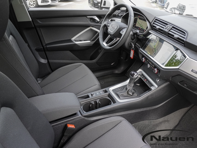 Q3 Sportback S-line S-tronic *AHK*ACC*OPTIK* NAVI*