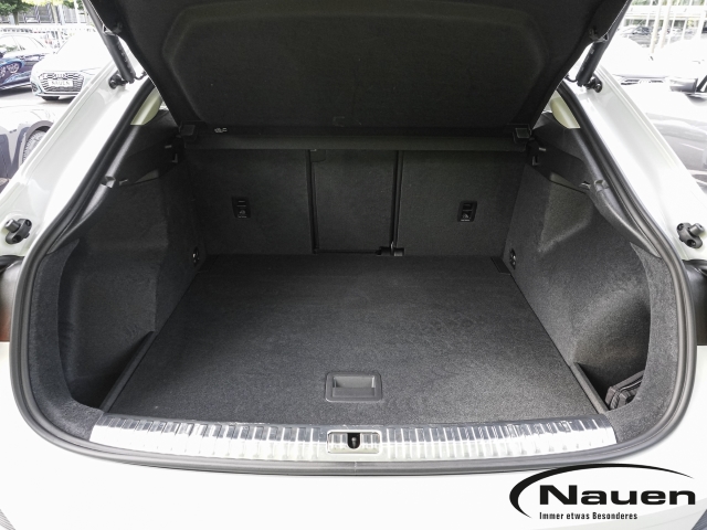 Q3 Sportback S-line S-tronic *AHK*ACC*OPTIK* NAVI*