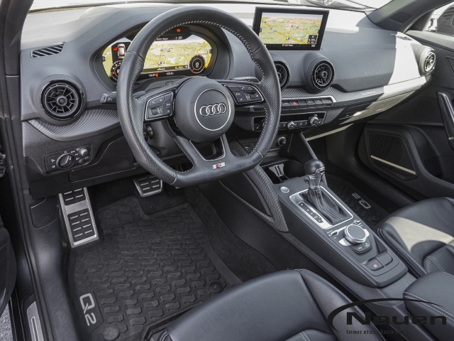 Q2 quattro sport S-Line *AHK*LED*B&O*ACC*NAVI*SHZ*