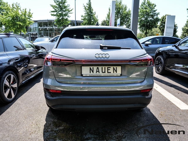 Q4 e-tron 40 150 kW *ACC*PANO*SONOS*KAMERA*SHZ*NAVI*