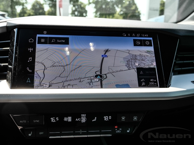 Q4 e-tron 40 150 kW *ACC*PANO*SONOS*KAMERA*SHZ*NAVI*