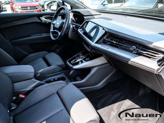 Q4 e-tron 40 150 kW *NAVI*SPORTSITZE*SHZ*KLIMAAUT.*