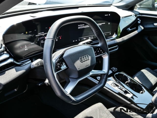 A5 Limousine S-tronic *ACC*NAVI*SPORTSITZE*LED+*INTERFAC*