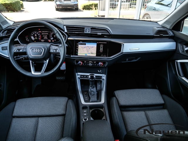Q3 Sportback S-line *AHK*ACC*NAVI*LED*SPORTSITZE*