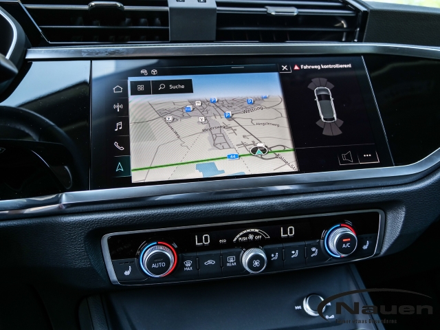 Q3 Sportback S-line *AHK*ACC*NAVI*LED*SPORTSITZE*