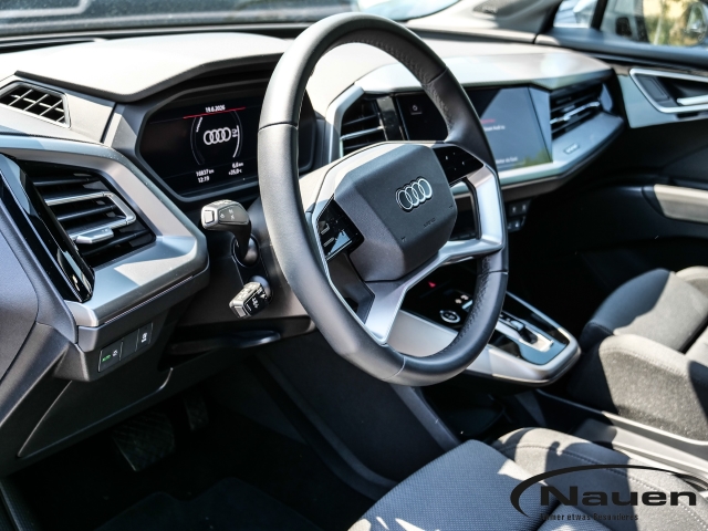 Q4 e-tron 45 210 kW *ACC*SONOS*MAGNETIC*HUD*SHZ+LHZ*